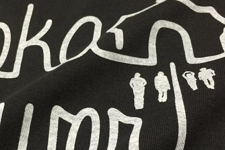 シルエットTシャツ